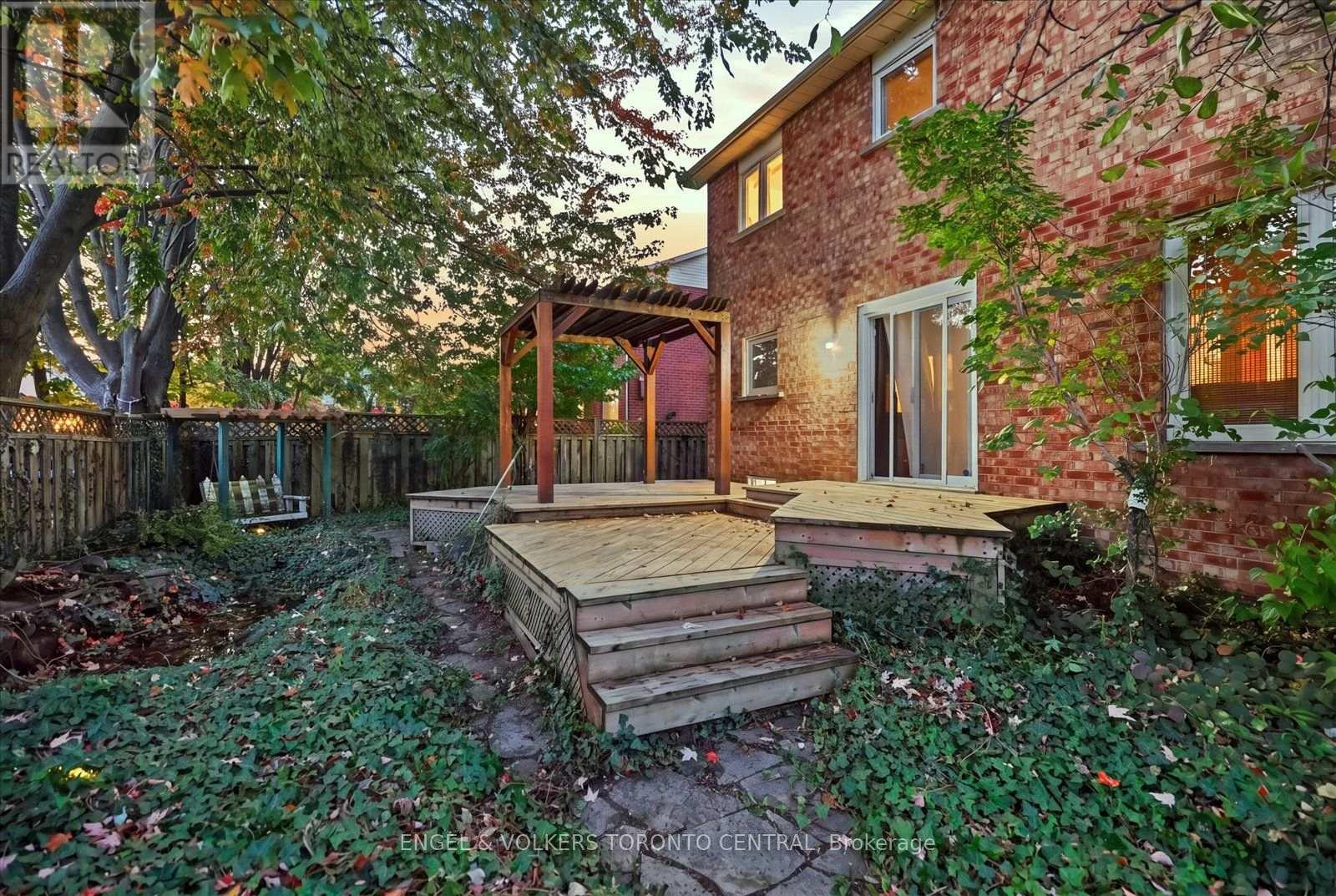14 Hillman Drive, Ajax, ON photo 44