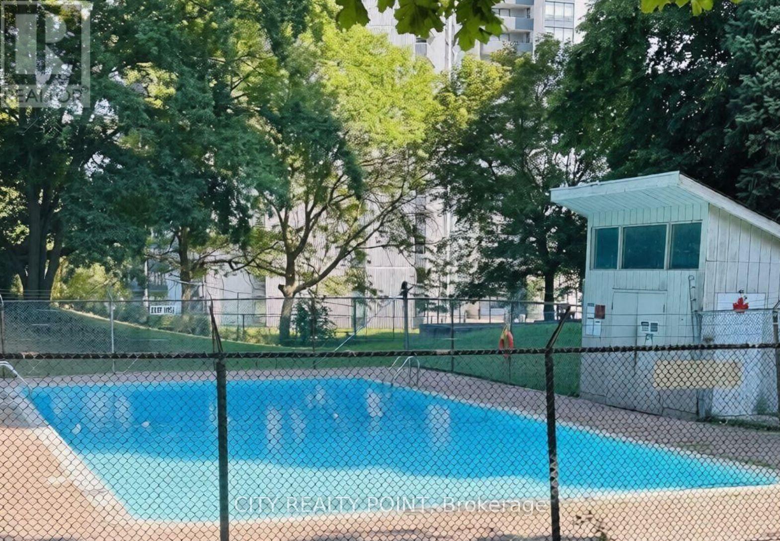 2003- 10 Martha Eaton Way, Toronto, ON photo 33