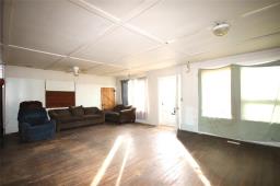 45001 31 Road N, St Lupicin, MB R0G1V0 Photo 10