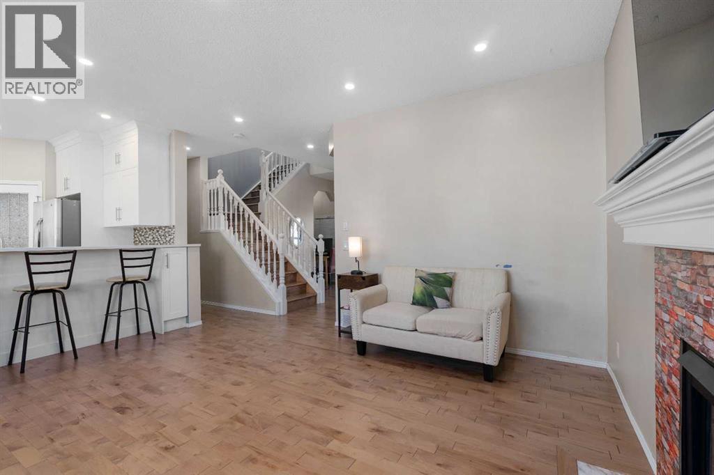 21 Citadel Meadow Close NW photo 12