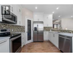 Laundry room - 21 Citadel Meadow Close Nw, Calgary, AB T3G4V9 Photo 7