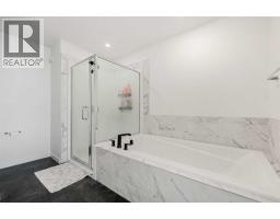 Kitchen - 218 Aquila Way Nw, Calgary, AB T3R1Z8 Photo 18