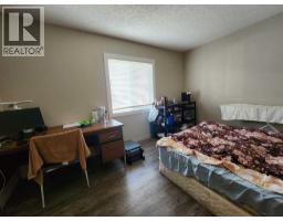 Bedroom - 239 30 Avenue Nw, Calgary, AB T2M2N3 Photo 12