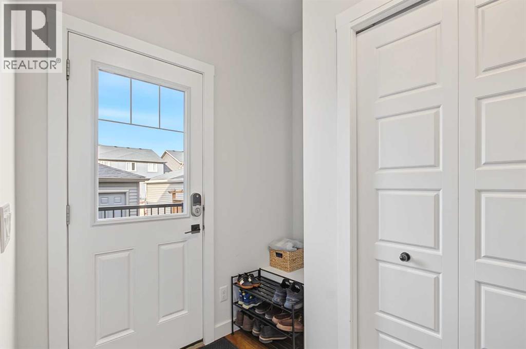 29 Midgrove Lane SW, Airdrie — photo 15