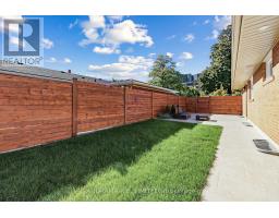 65 Harrop Avenue, Toronto, ON M9B2H1 Photo 22