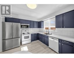 Kitchen - 65 Harrop Avenue, Toronto, ON M9B2H1 Photo 9