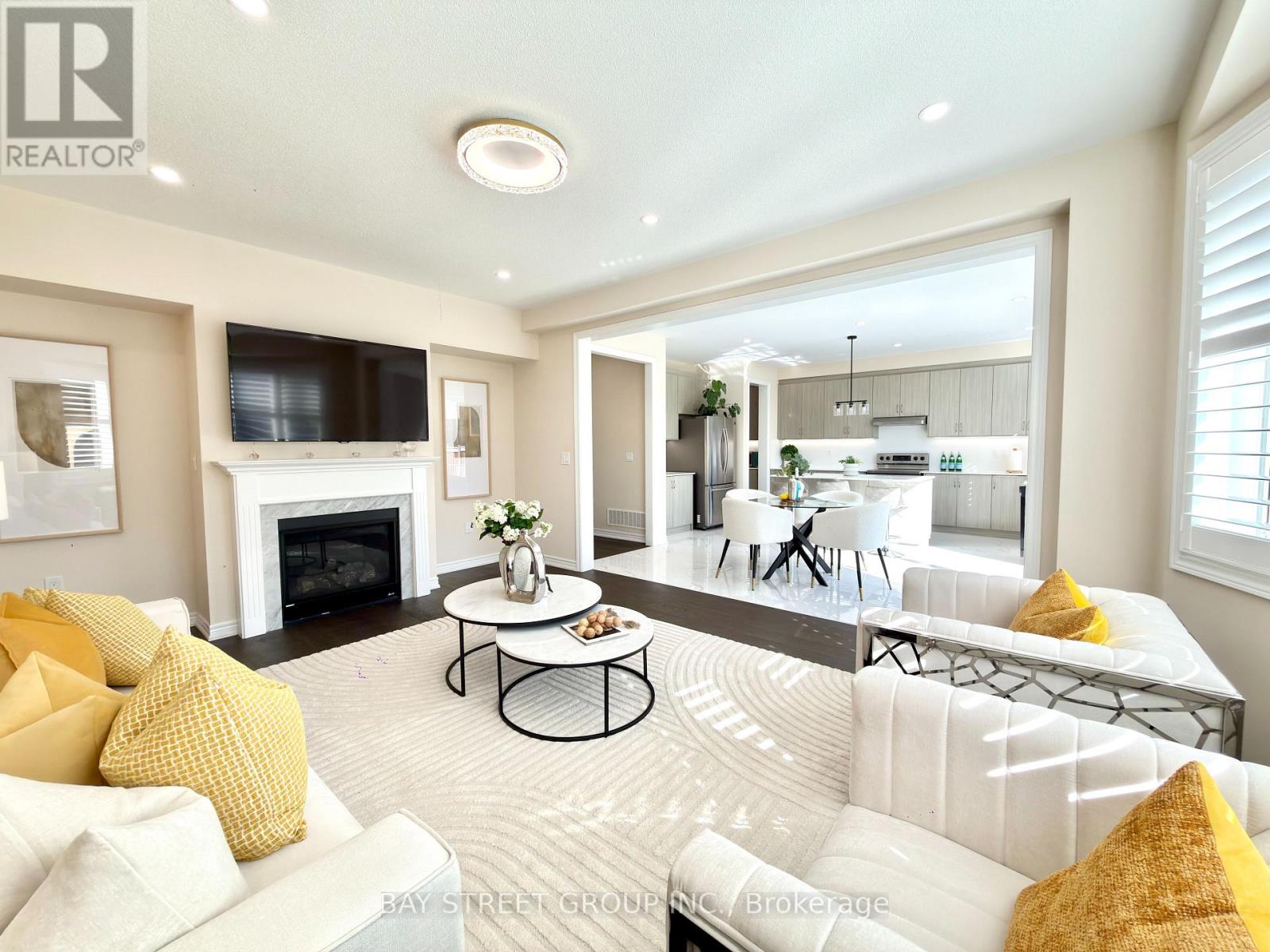 3 Manor Hampton Street, East Gwillimbury, ON photo 19