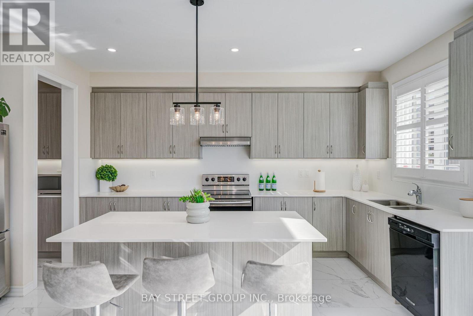 3 Manor Hampton Street, East Gwillimbury, ON photo 23