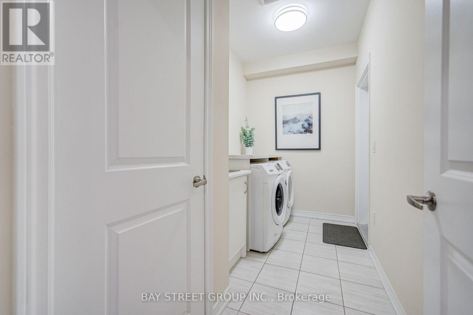3 Manor Hampton Street, East Gwillimbury, ON photo 30