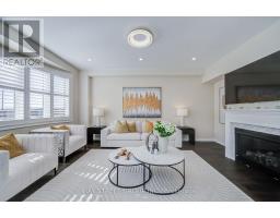 3 Manor Hampton Street, East Gwillimbury, ON L9N0R1 Photo 16