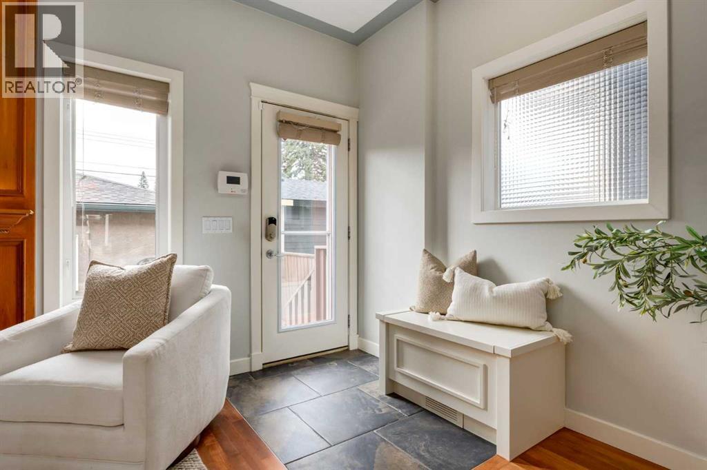 1527 18 Avenue NW, Calgary — photo 18