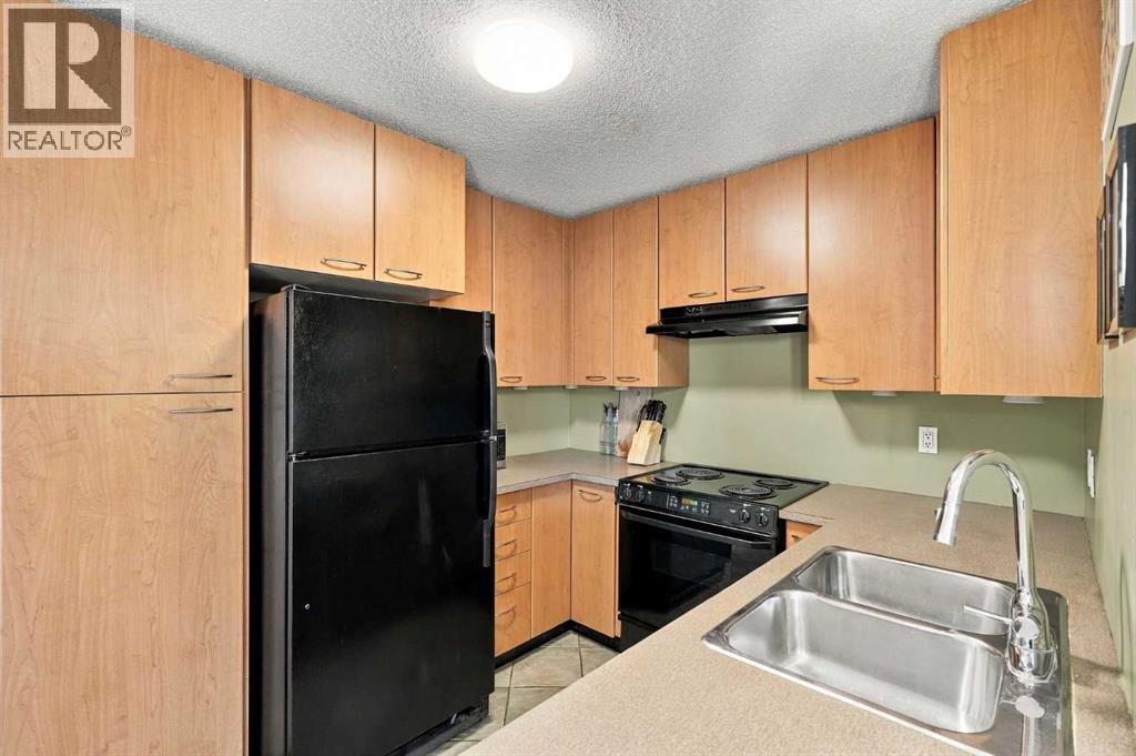 216, 5115 Richard Road SW photo 8