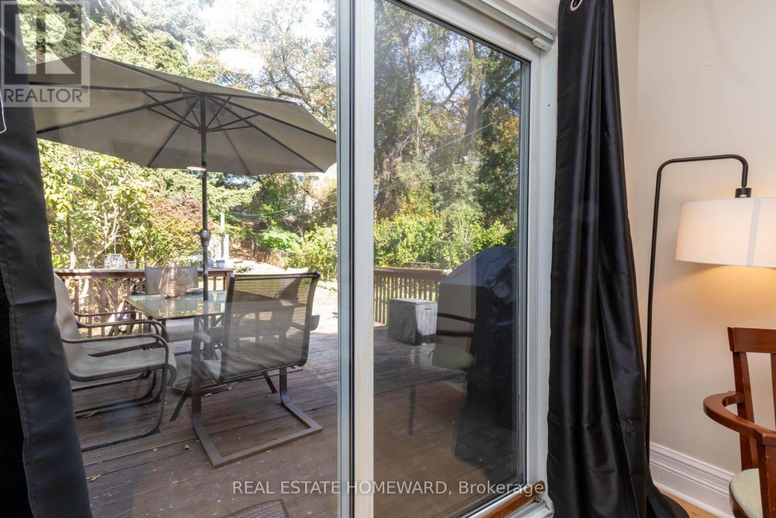 212 Clonmore Drive, Toronto, ON photo 30