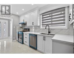 18 Rubydale Gardens, Toronto, ON M9L1B9 Photo 12