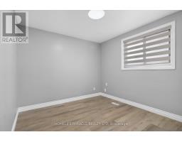 18 Rubydale Gardens, Toronto, ON M9L1B9 Photo 28