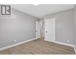 18 Rubydale Gardens, Toronto, ON M9L1B9 Photo 32