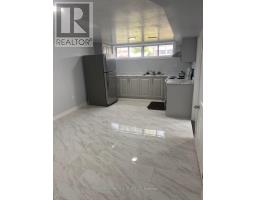 18 Rubydale Gardens, Toronto, ON M9L1B9 Photo 44