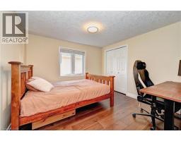 733 Chesapeake Drive, Waterloo, ON N2K4G3 Photo 37