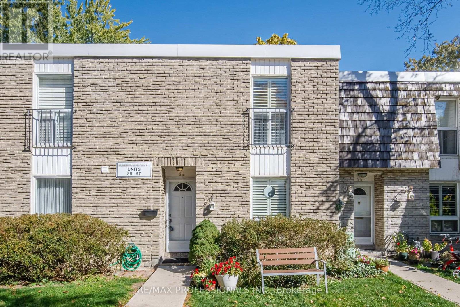 Photo of 65 Old Burnhamthorpe Road