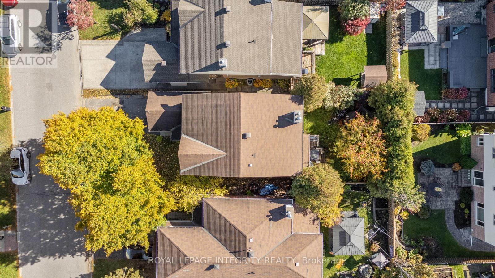 Deep lot with large front and back yards