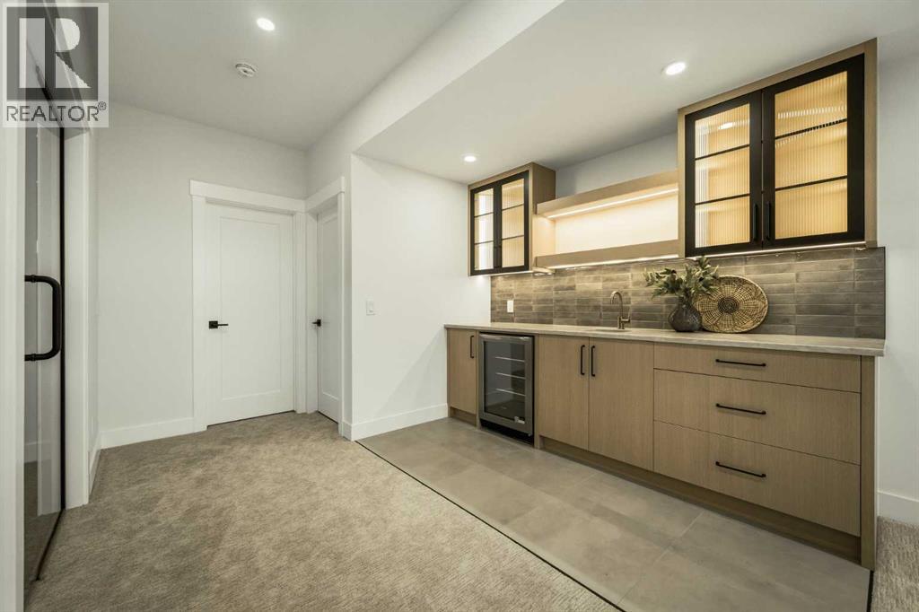 5014 22 Street SW photo 41
