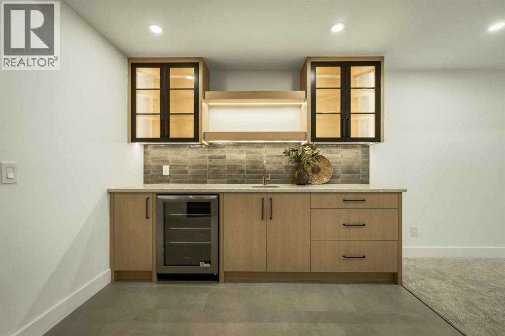 5014 22 Street SW photo 43