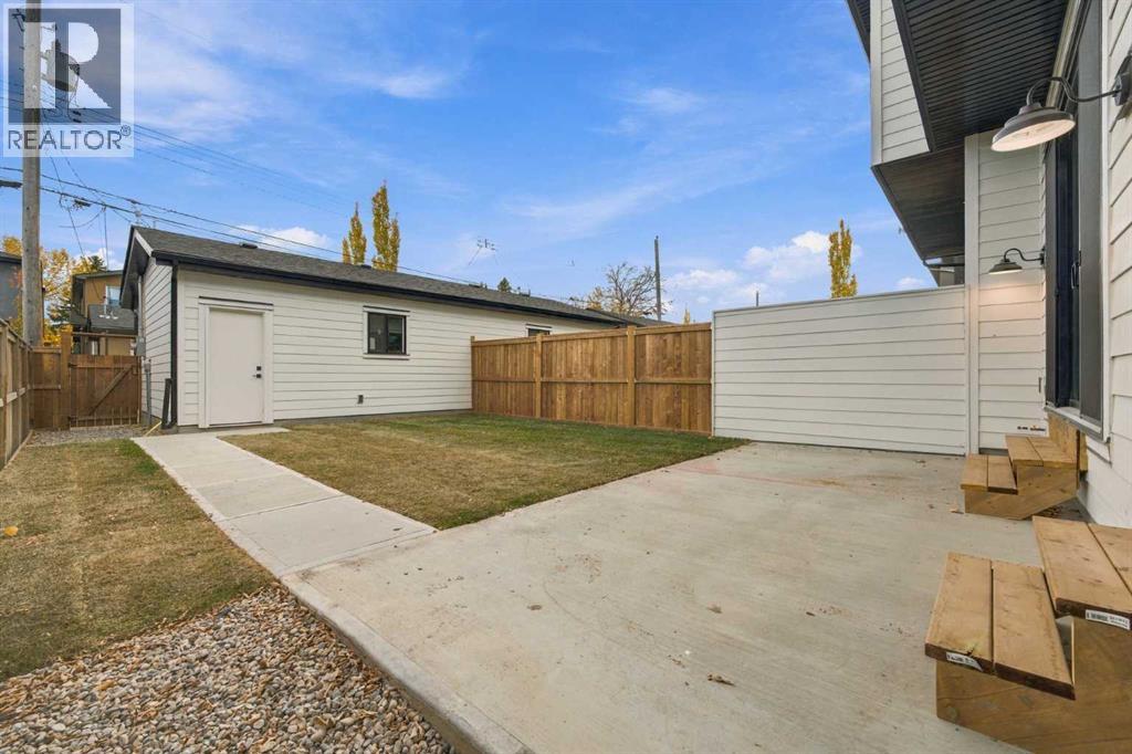 5014 22 Street SW photo 46