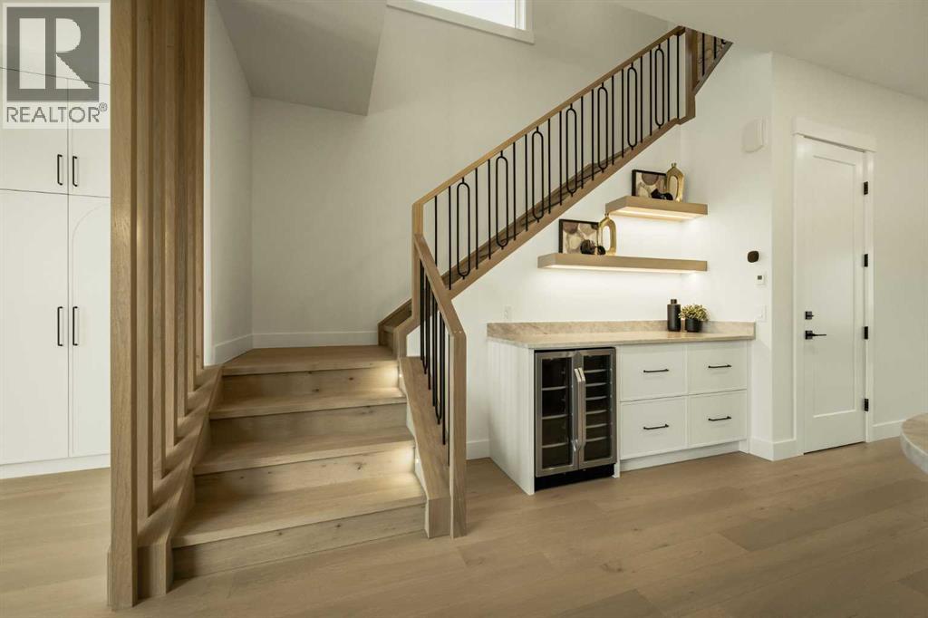 5014 22 Street SW photo 6