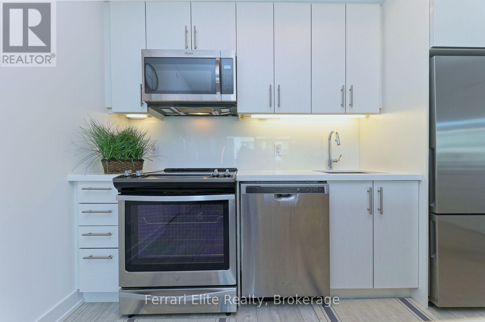 C307- 301 Sea Ray Avenue, Innisfil, ON photo 7