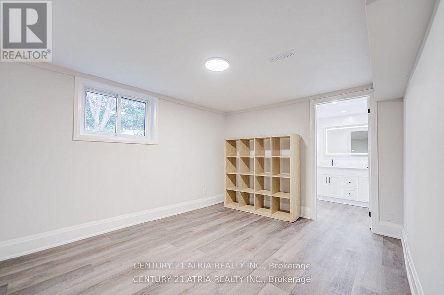33 Sir Brandiles Place, Markham, ON photo 19