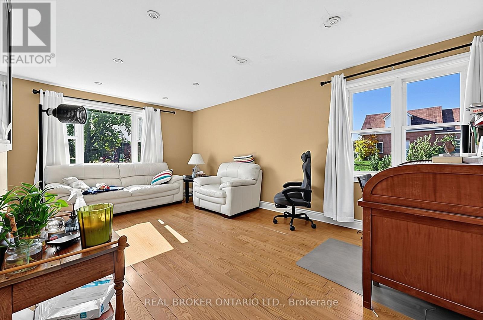 42 DONALD STREET, Barrie (Queen's Park) — photo 6