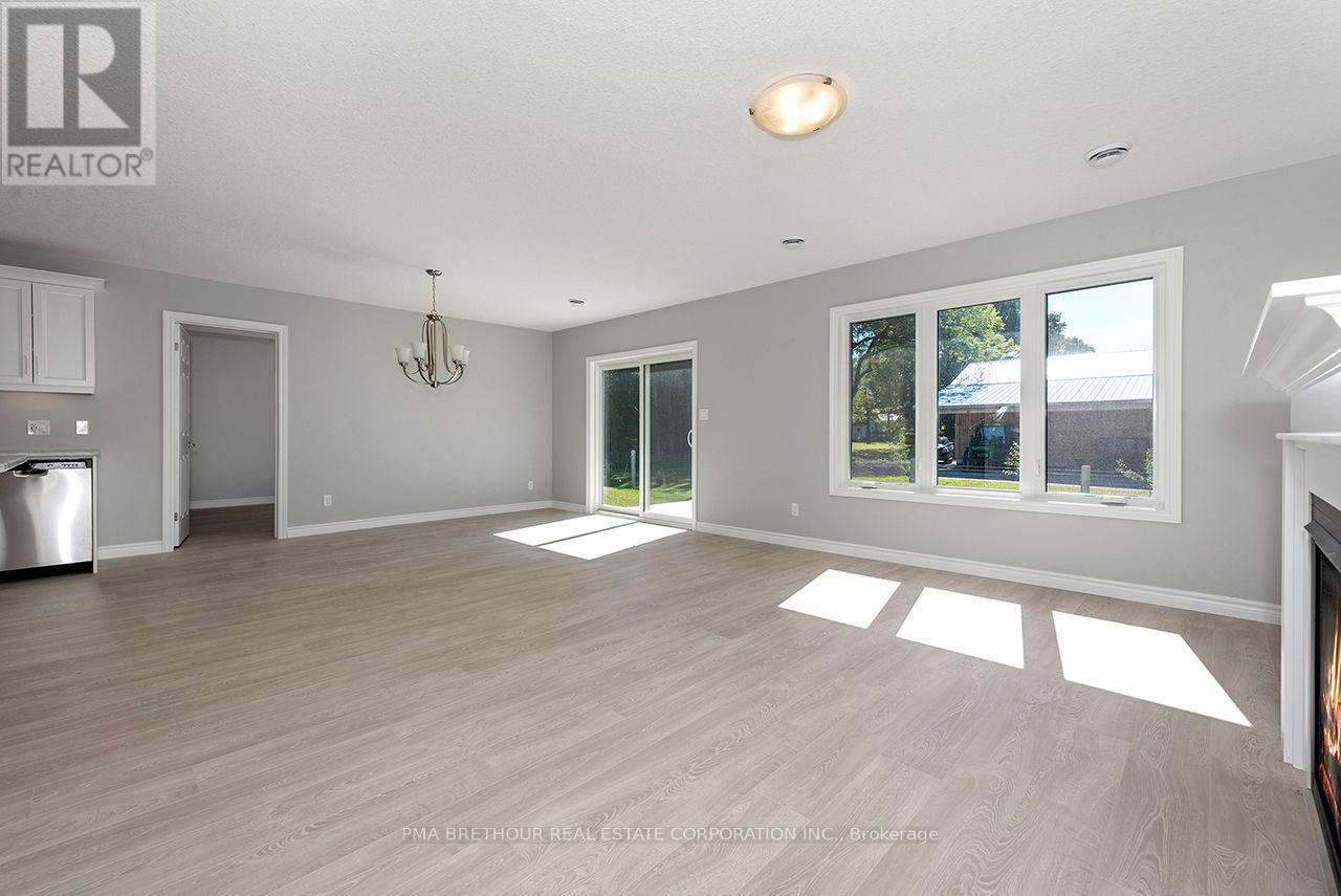 291 Lake Breeze Drive, Ashfield-Colborne-Wawanosh, ON photo 17