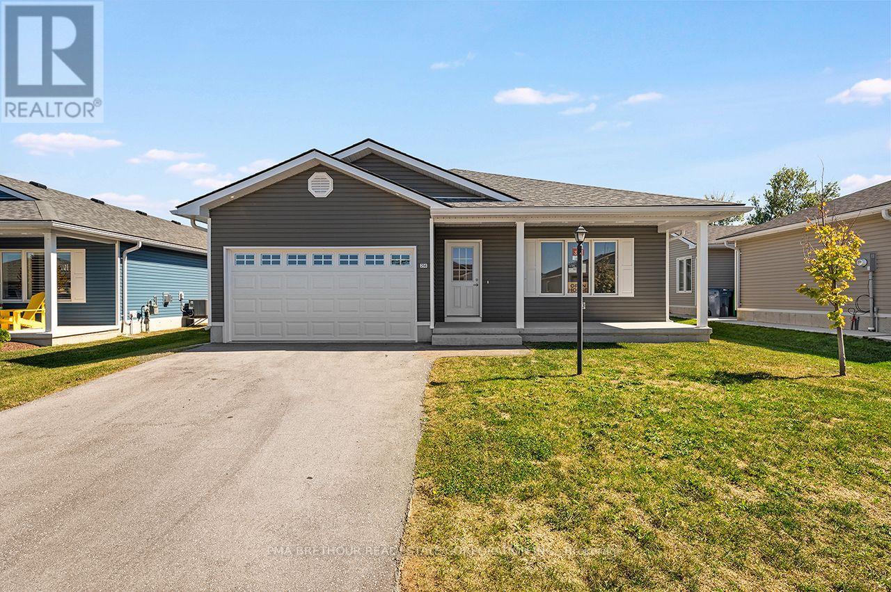 256 Lake Breeze Drive, Ashfield-Colborne-Wawanosh, ON photo 1