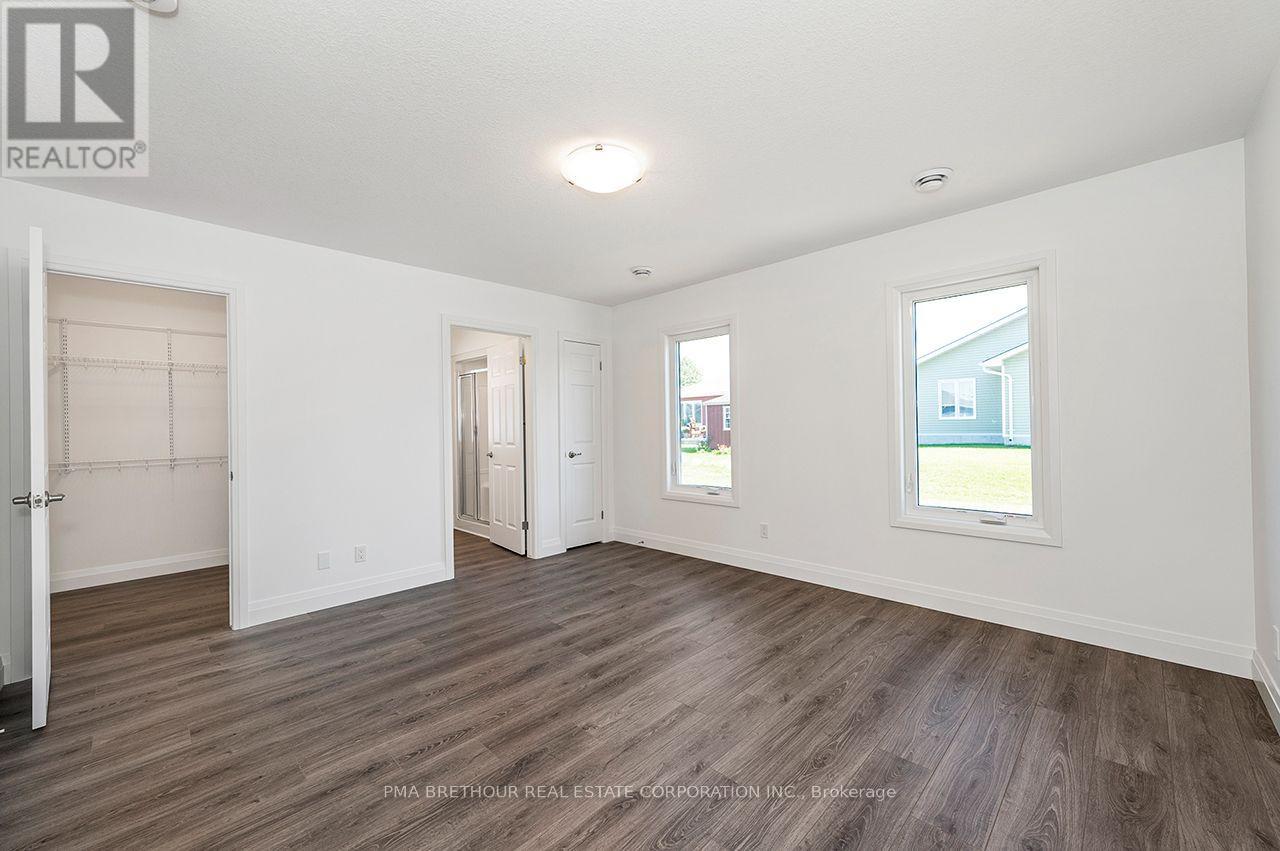 256 Lake Breeze Drive, Ashfield-Colborne-Wawanosh, ON photo 21