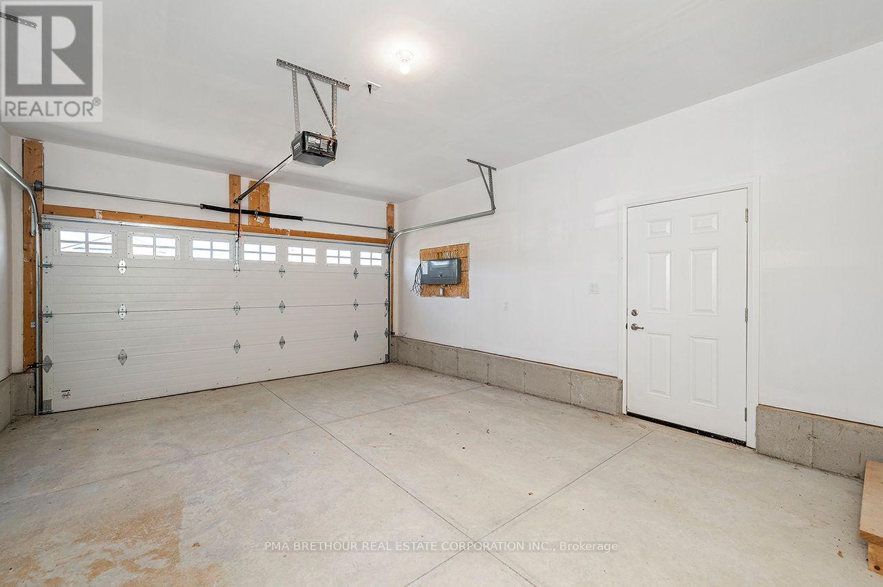 256 Lake Breeze Drive, Ashfield-Colborne-Wawanosh, ON photo 25