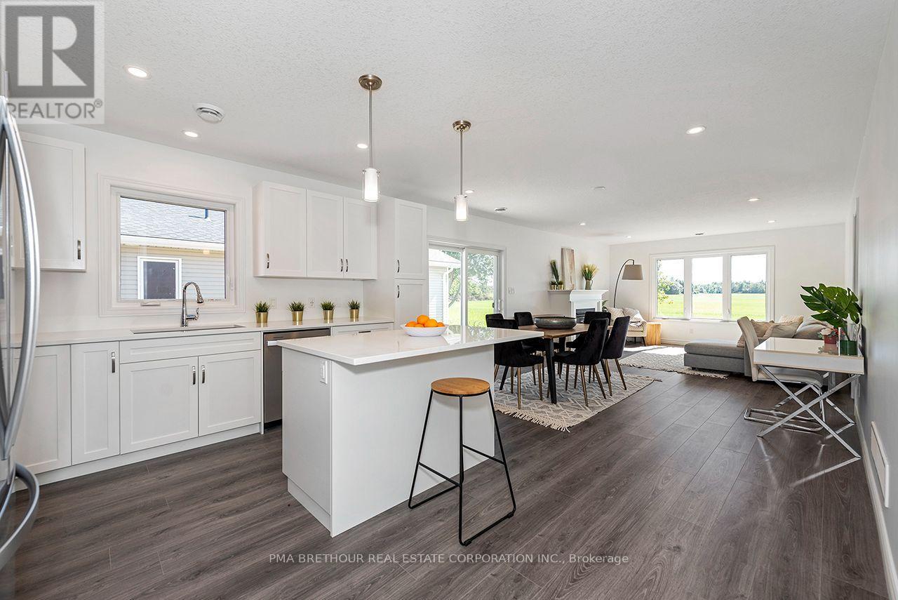 267 Lake Breeze Drive, Ashfield-Colborne-Wawanosh, ON photo 14