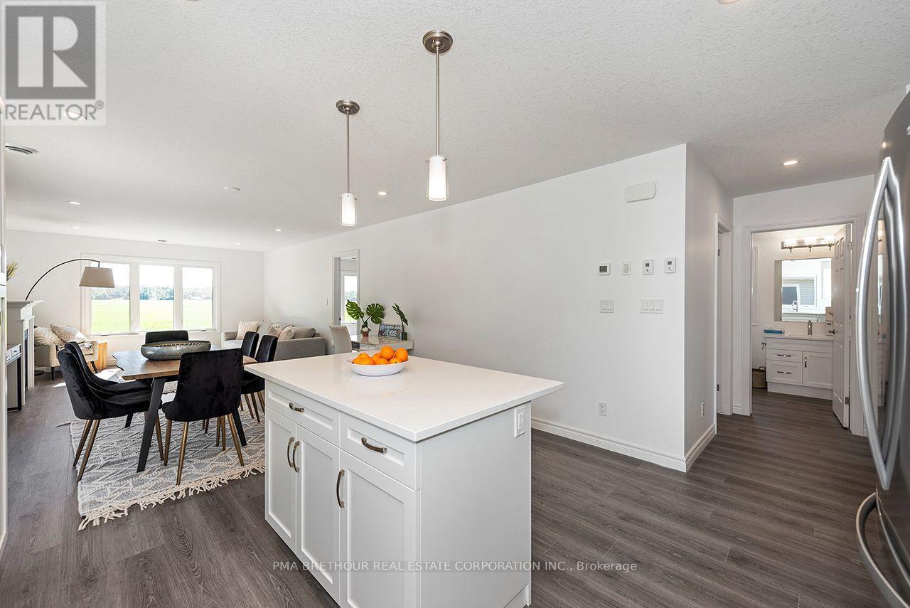 267 Lake Breeze Drive, Ashfield-Colborne-Wawanosh, ON photo 15