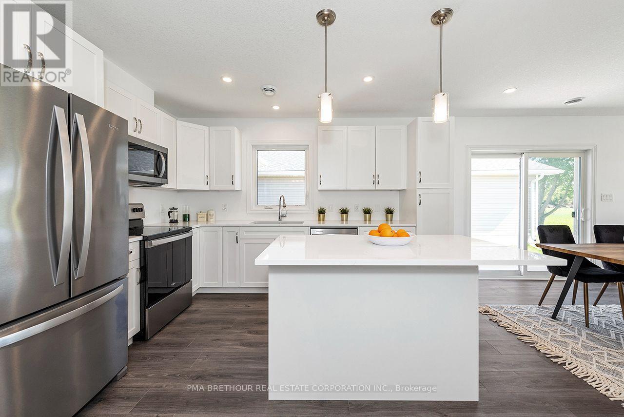 267 Lake Breeze Drive, Ashfield-Colborne-Wawanosh, ON photo 17
