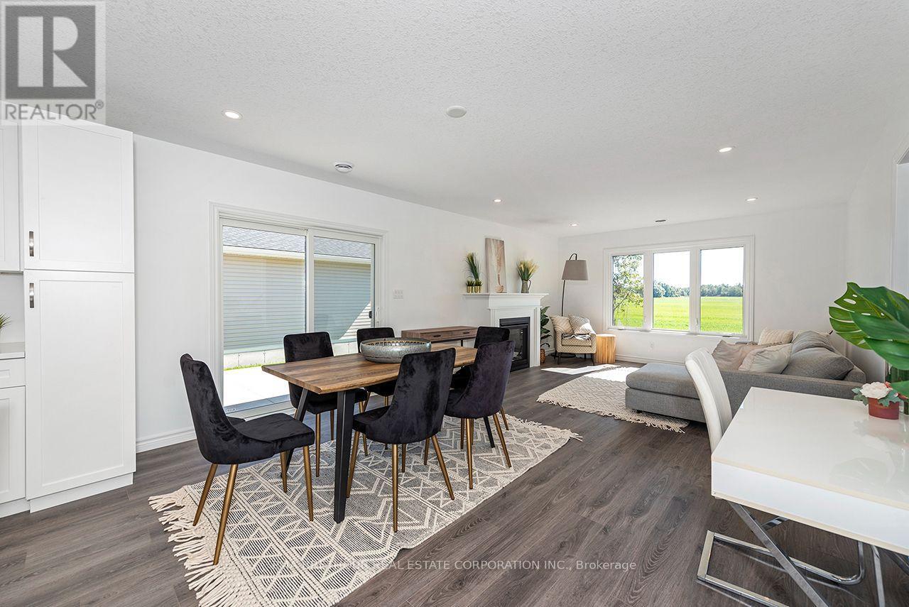 267 Lake Breeze Drive, Ashfield-Colborne-Wawanosh, ON photo 18