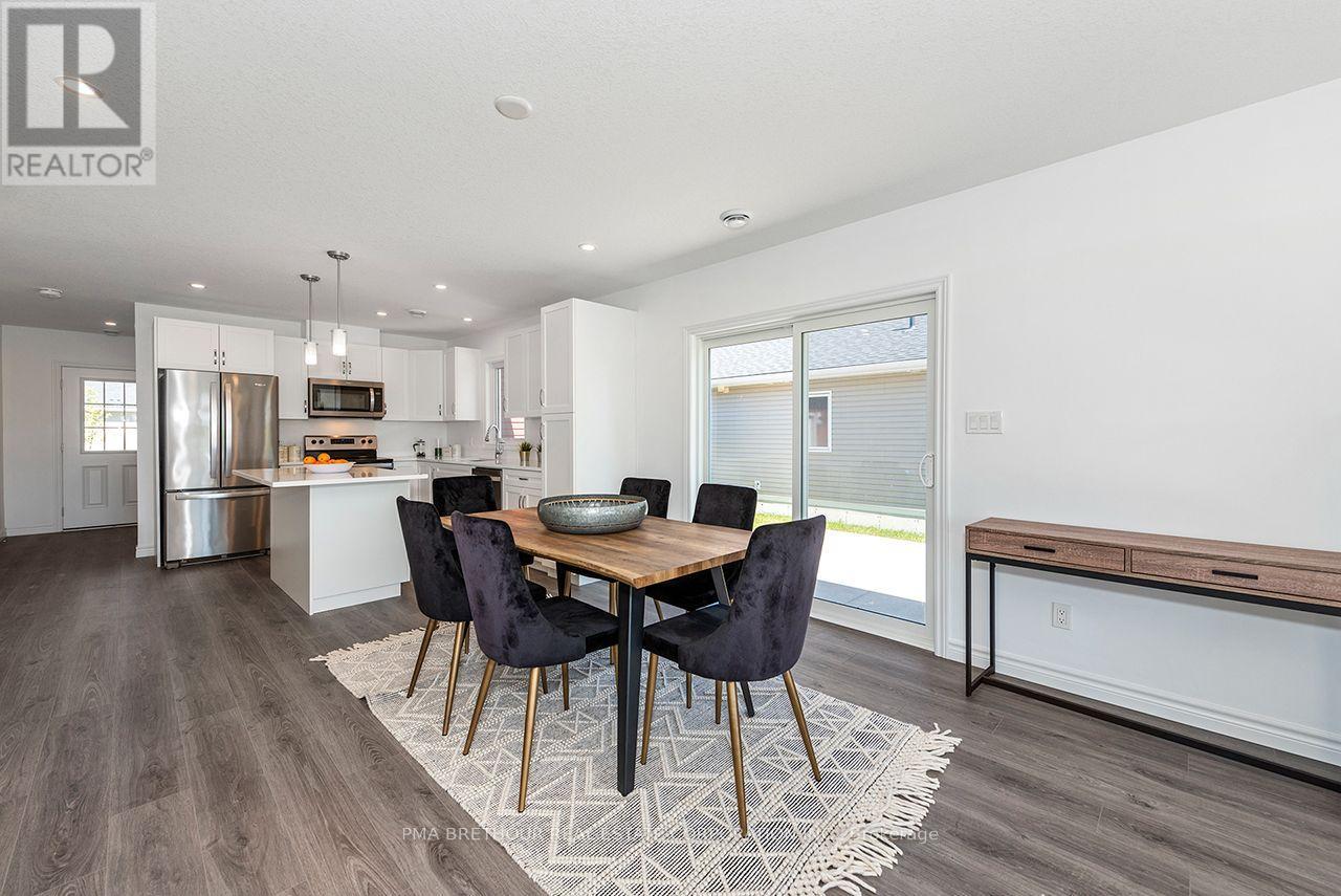 267 Lake Breeze Drive, Ashfield-Colborne-Wawanosh, ON photo 19