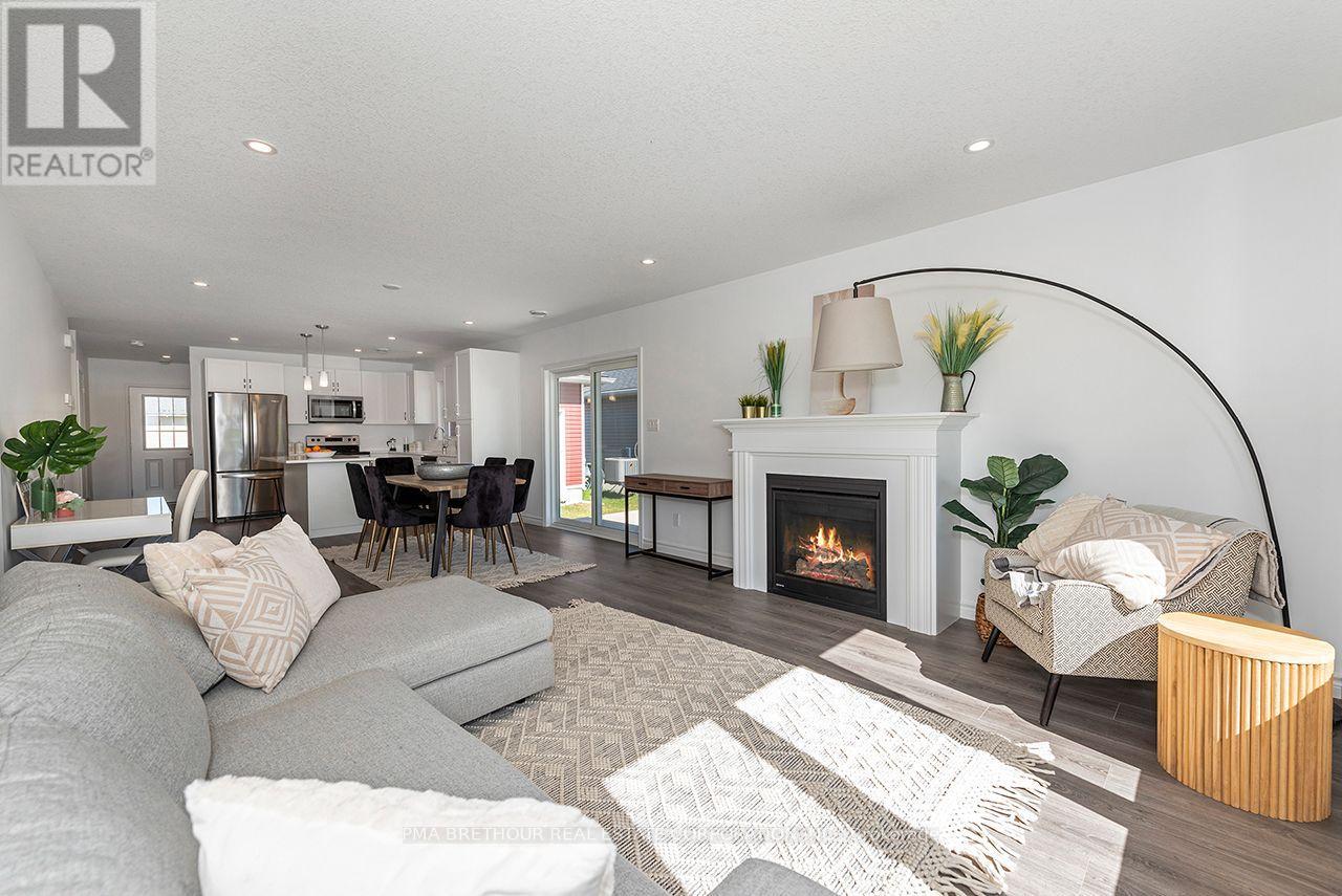 267 Lake Breeze Drive, Ashfield-Colborne-Wawanosh, ON photo 22
