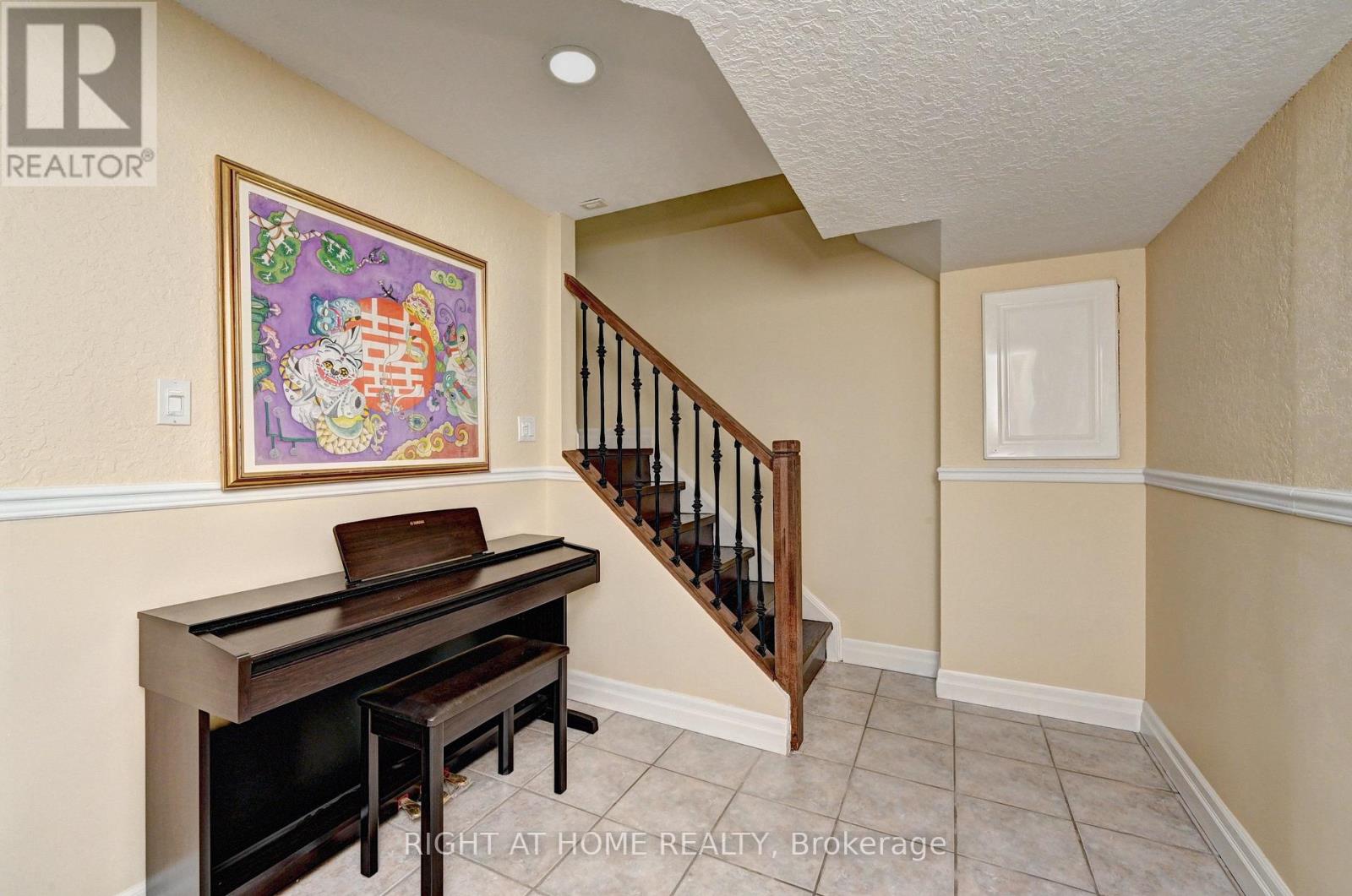 733 Chesapeake Drive, Waterloo, ON photo 41