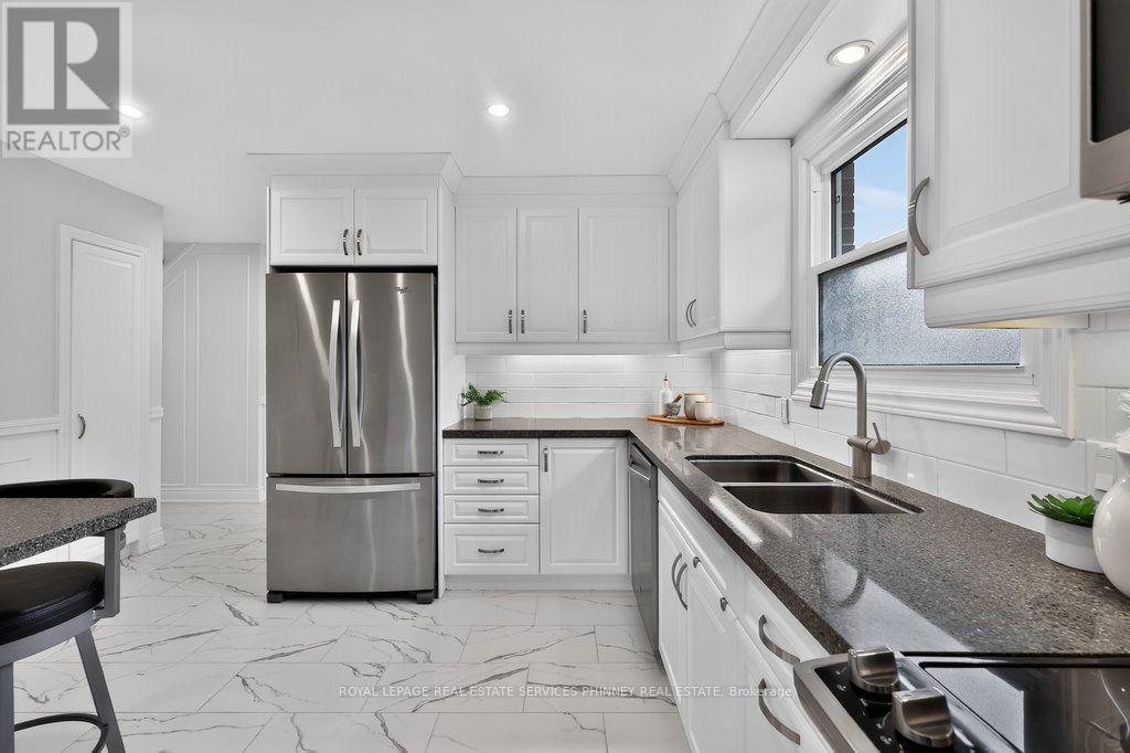 838 SADDLE CRESCENT - 8