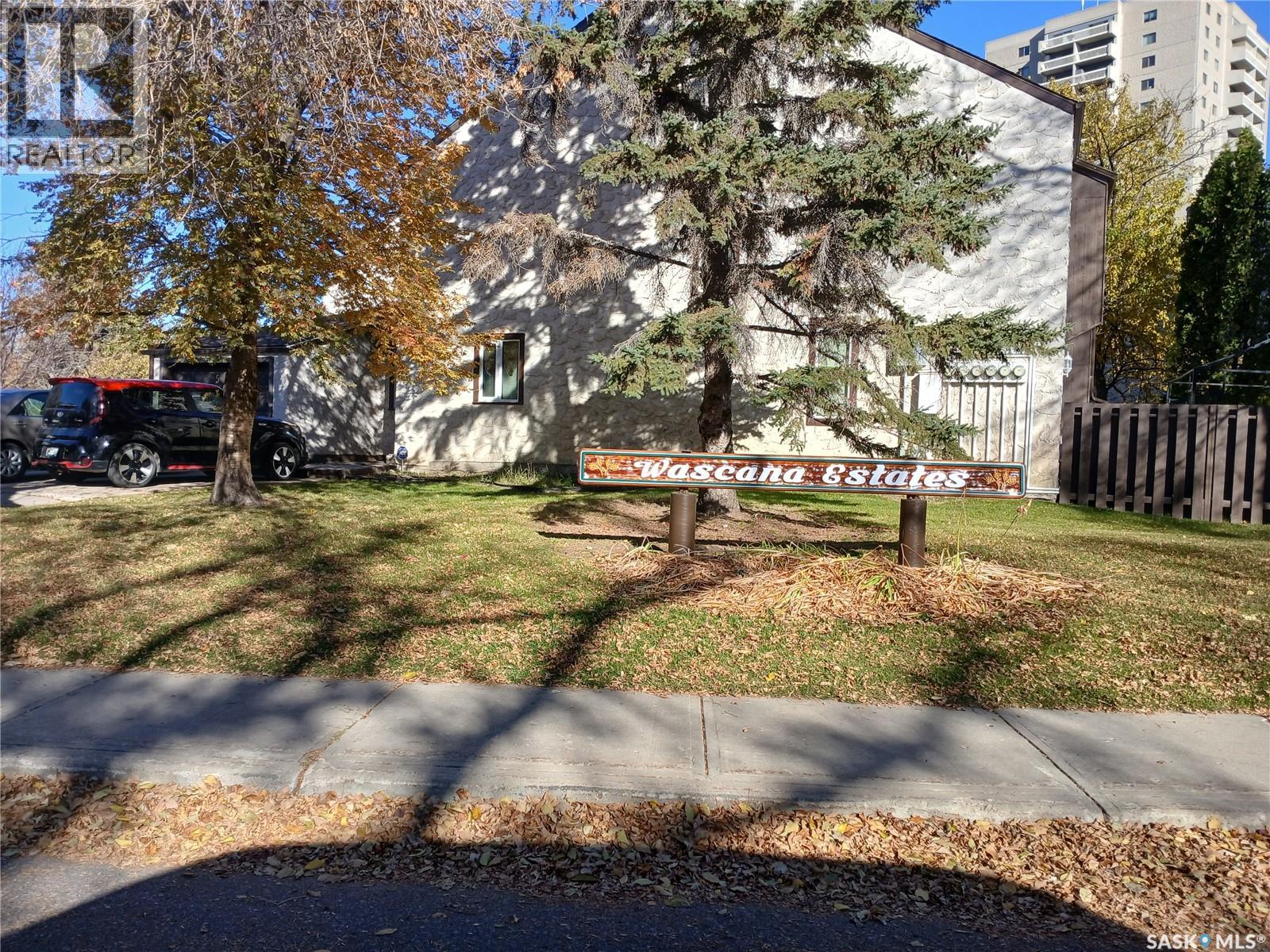 24 Cannington MEWS, Regina — photo 2