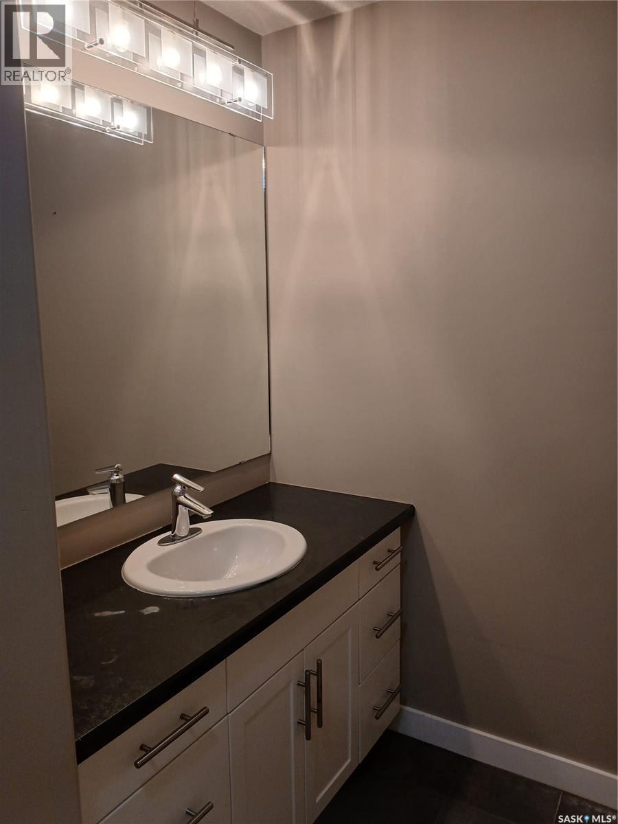 24 Cannington MEWS, Regina — photo 30