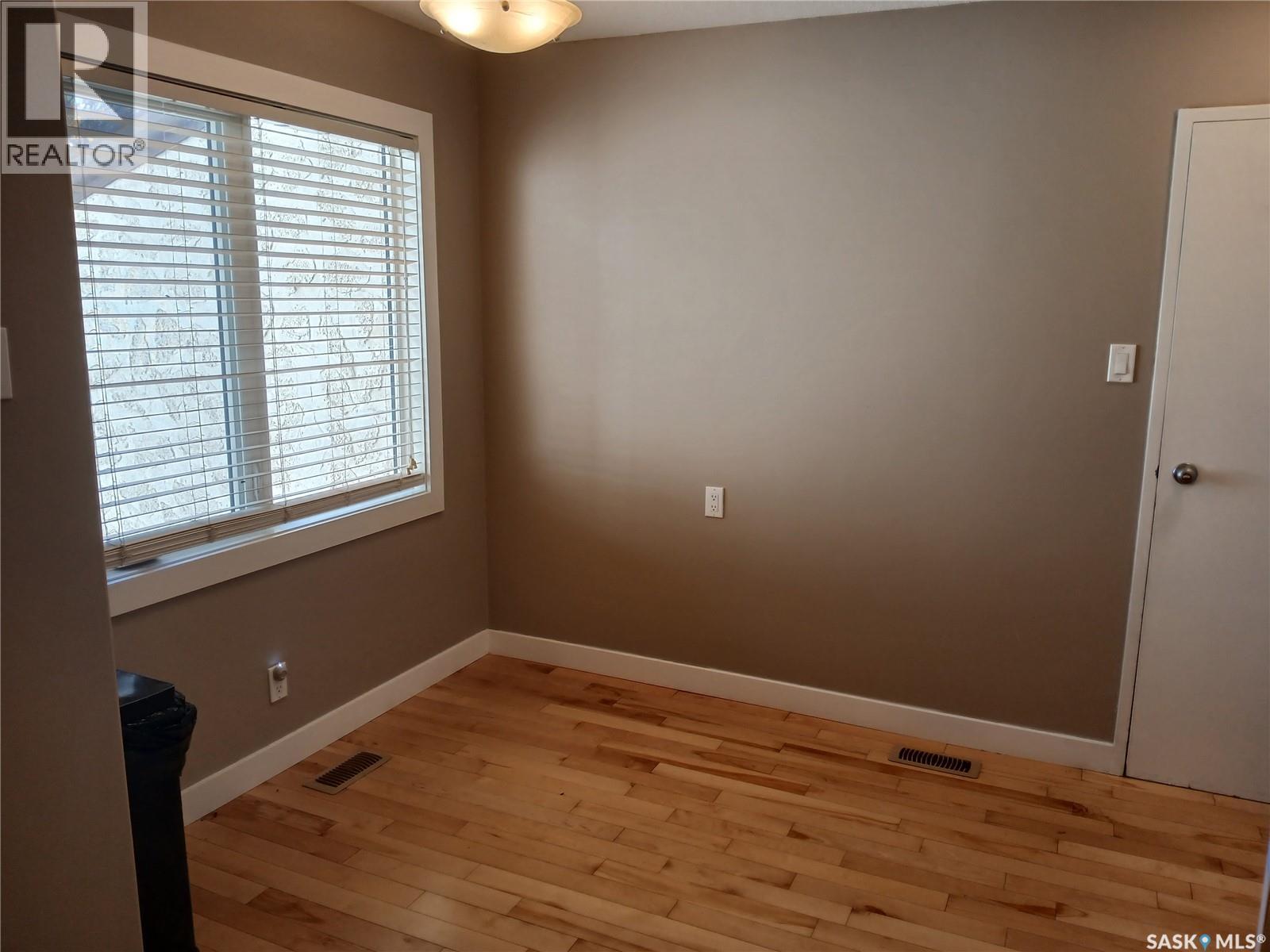 24 Cannington MEWS, Regina — photo 7