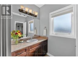 179 Falcon Drive, Welland, ON L3C0B2 Photo 19