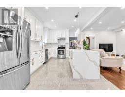 Main - 30 Painted Rock Avenue, Richmond Hill, ON L4S1R6 Photo 11