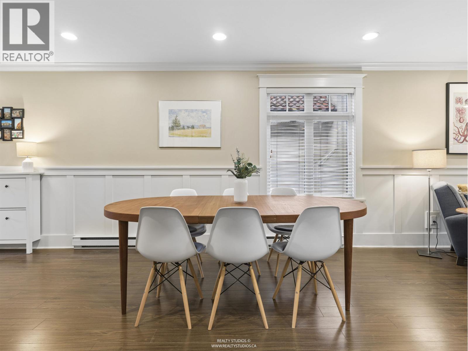 338 E 20TH AVENUE, Vancouver - Image 1