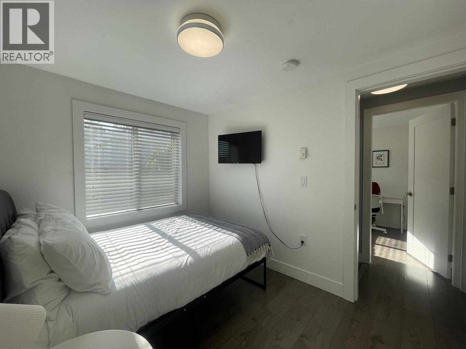 2 Bed, 2 Bath House for Rent in Vancouver – 3124 GRAVELEY STREET, Vancouver – MLS# R3178285 - Image 8